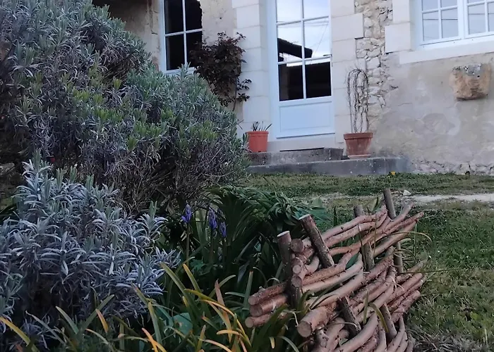 Les Hauts De La Crempse D'hotes Bed and breakfast *